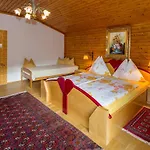 Hoellbacher By We Rent