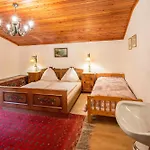 Hoellbacher By We Rent 펜션