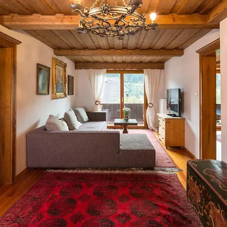 Hoellbacher Бадгаштейн